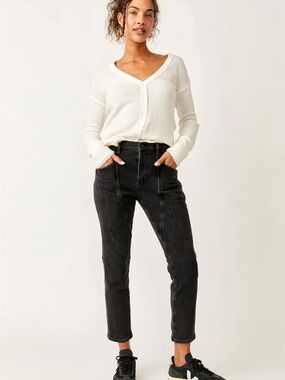 Free People Black Skinny Mid-Rise crop Women's Jeans